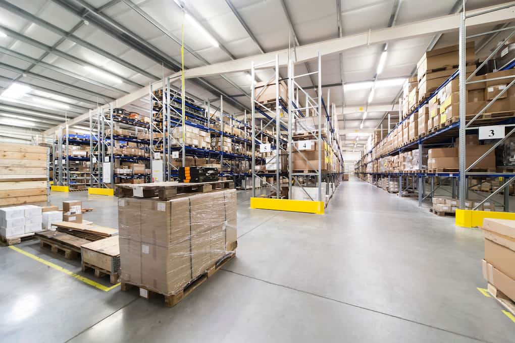 warehouse space for order fulfillment