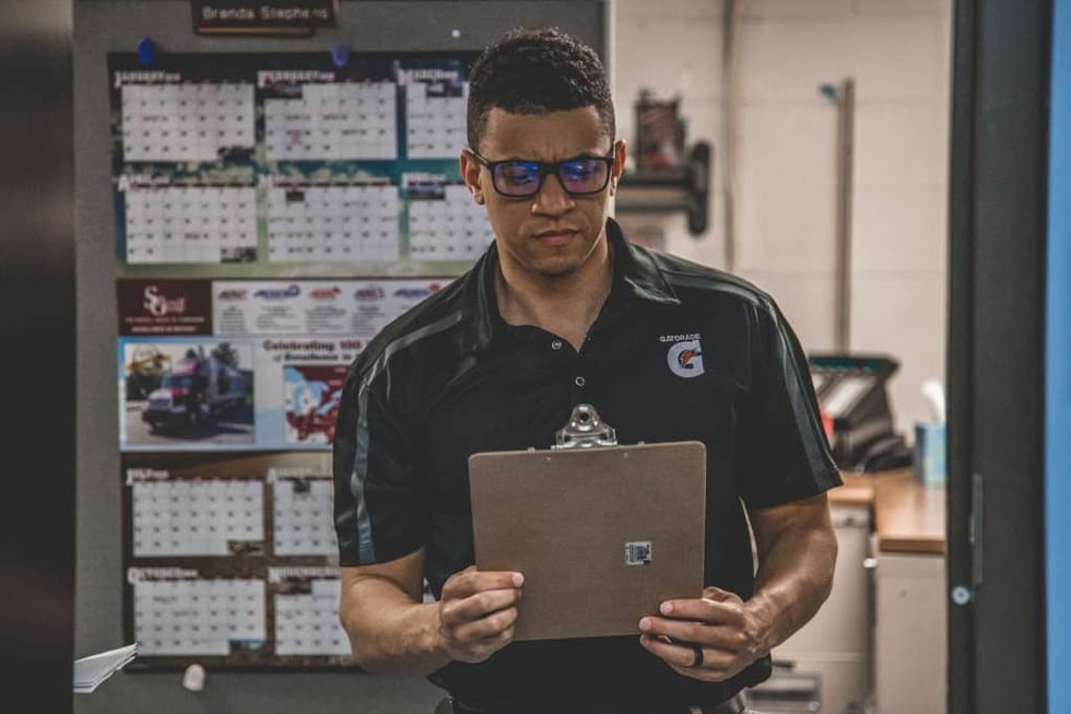 Principles For Implementing Lean Warehousing In 2021 (Guide)