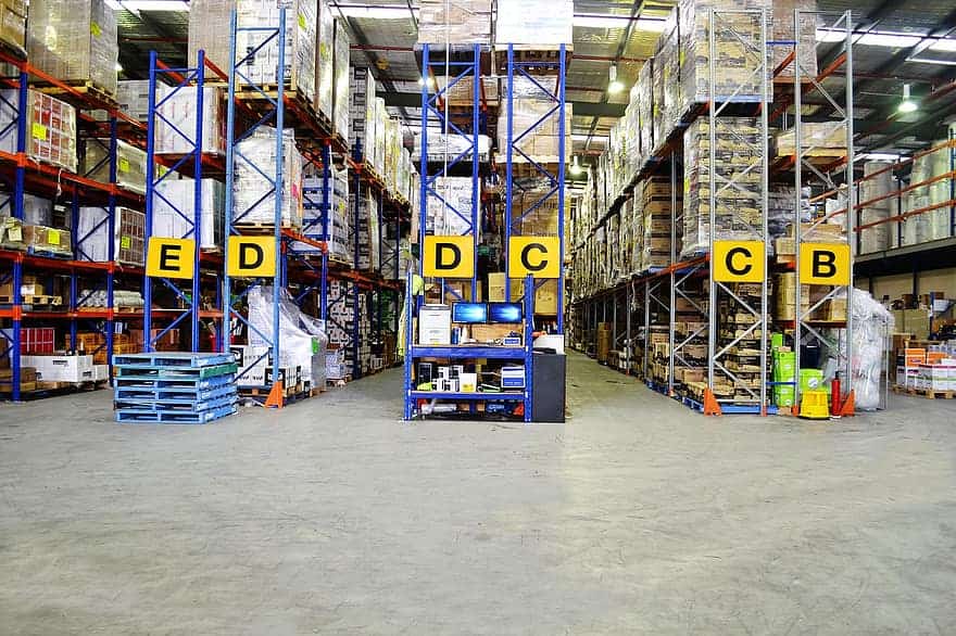 Reasons Why Warehousing Is The Best Way To Store Your Inventory | Kwik